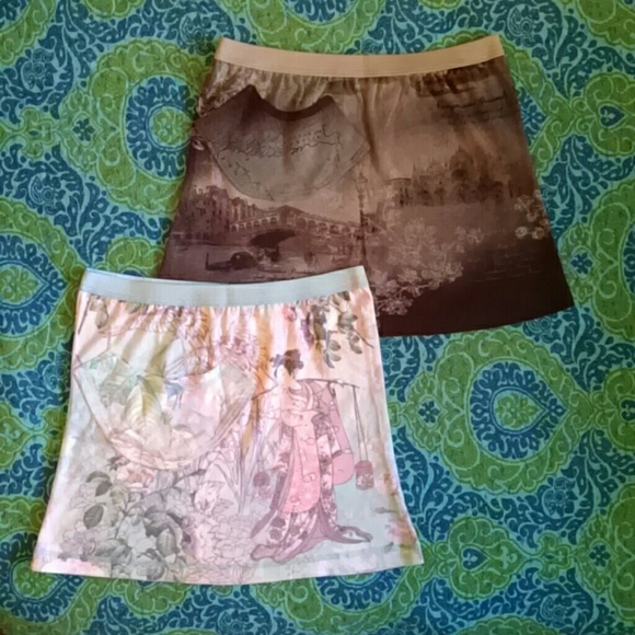 Skirts - Picture 1 of 8